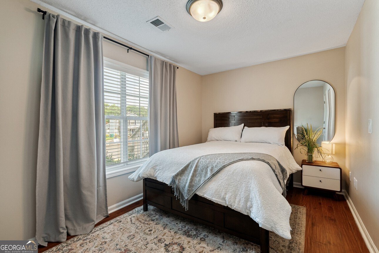 1087 Berkley Drive Smyrna - 27