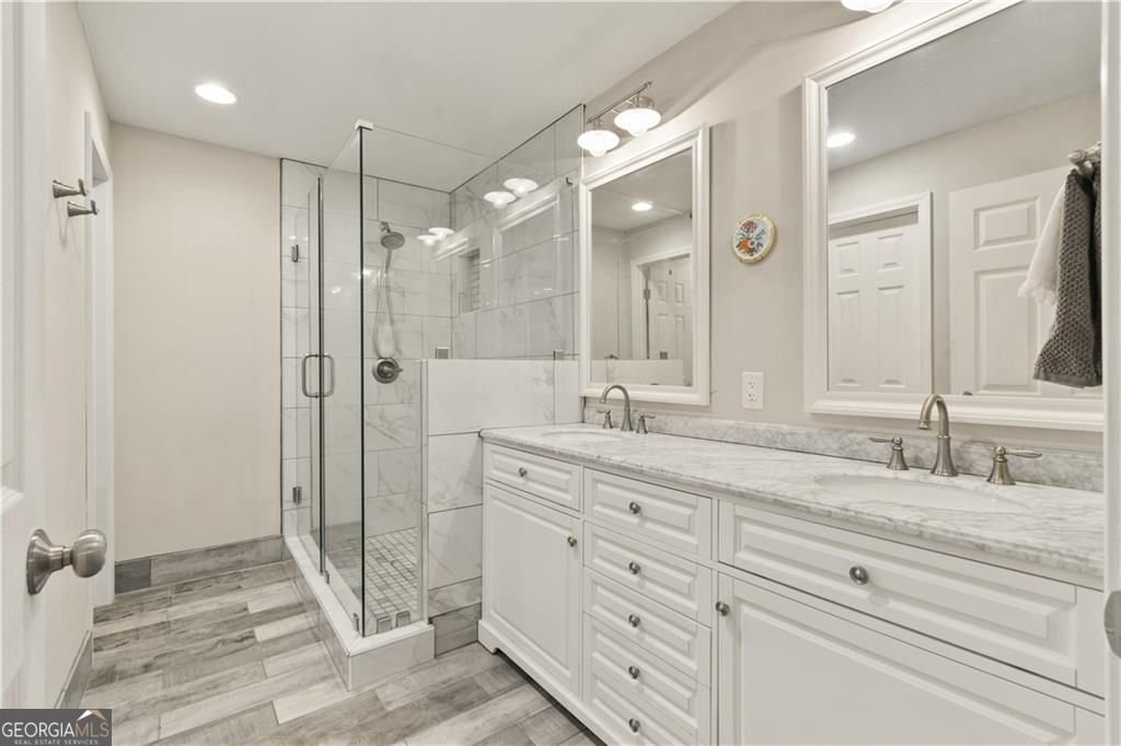 3864 Corinth Drive Gainesville - 23