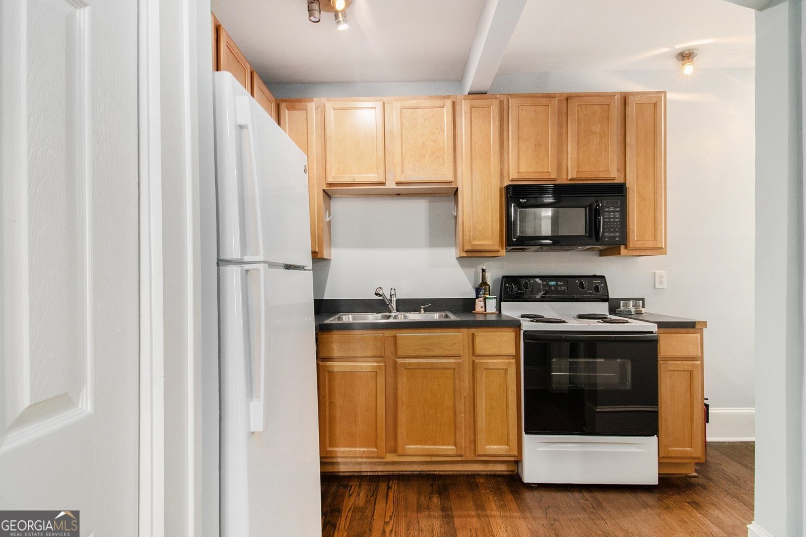 706 Charles Allen Drive Atlanta - 13
