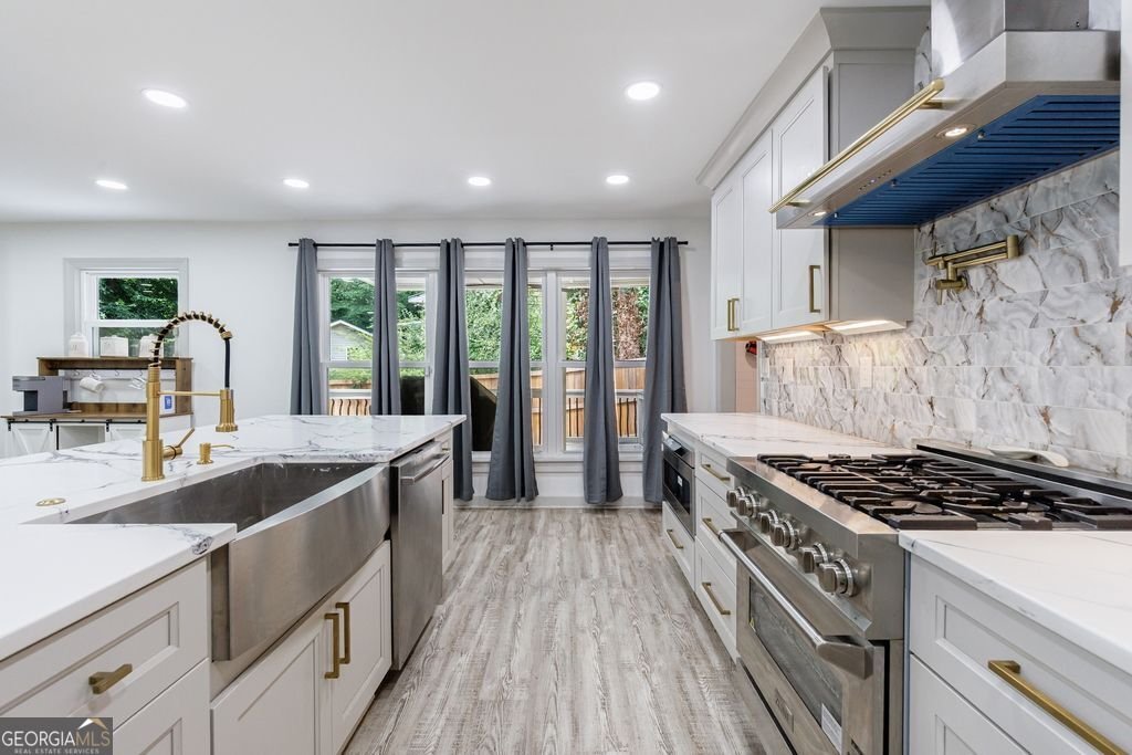 1339 Valley View Road Atlanta - 11