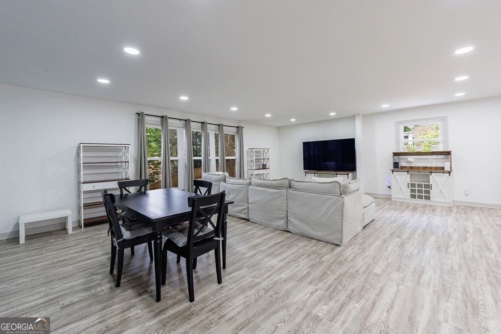 1339 Valley View Road Atlanta - 17