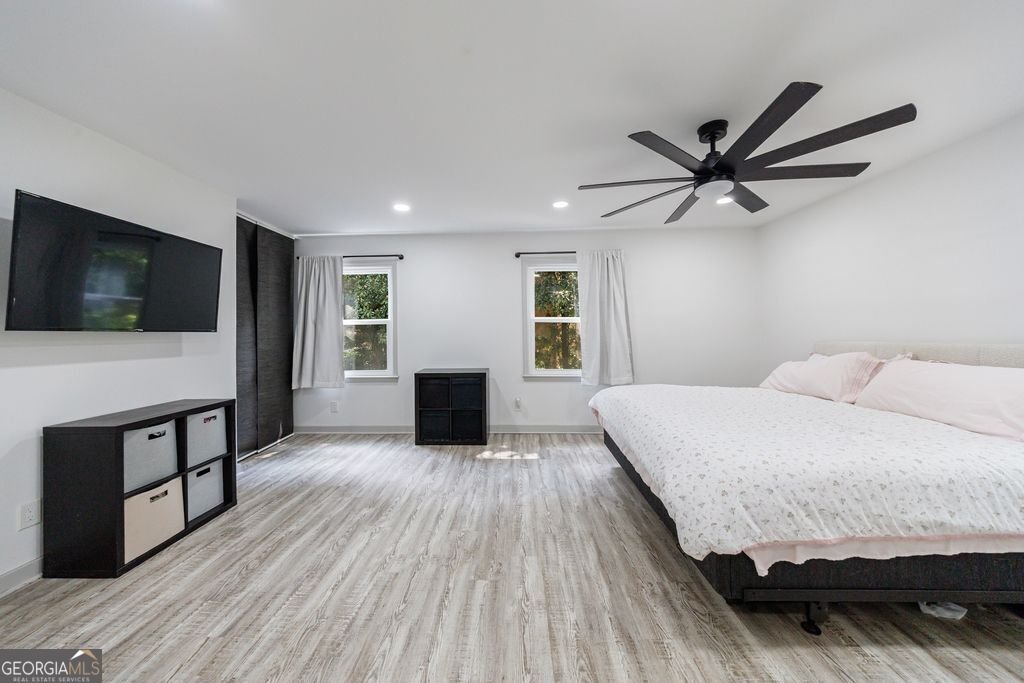 1339 Valley View Road Atlanta - 25