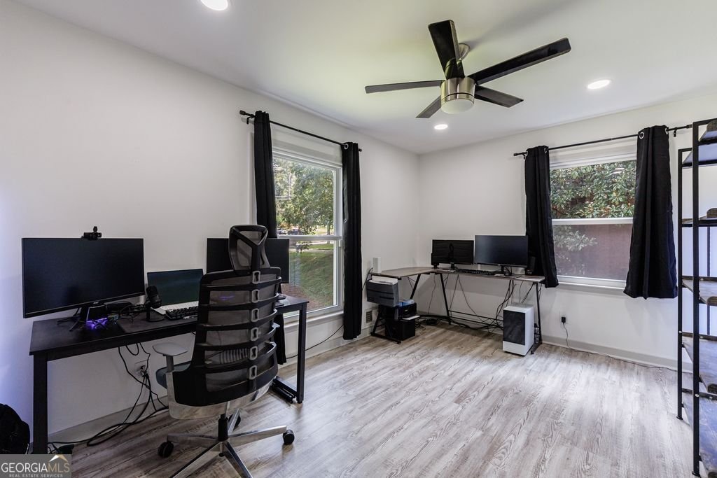 1339 Valley View Road Atlanta - 33