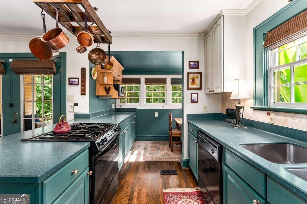 1065 Berne Street Atlanta - 10