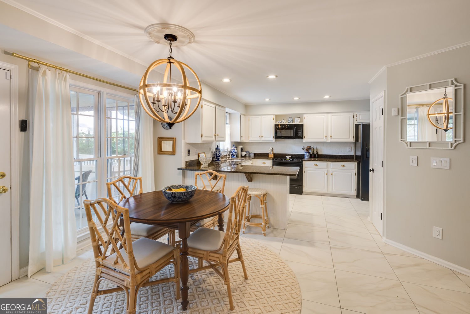 1085 Dunbarton Trace Brookhaven - 2