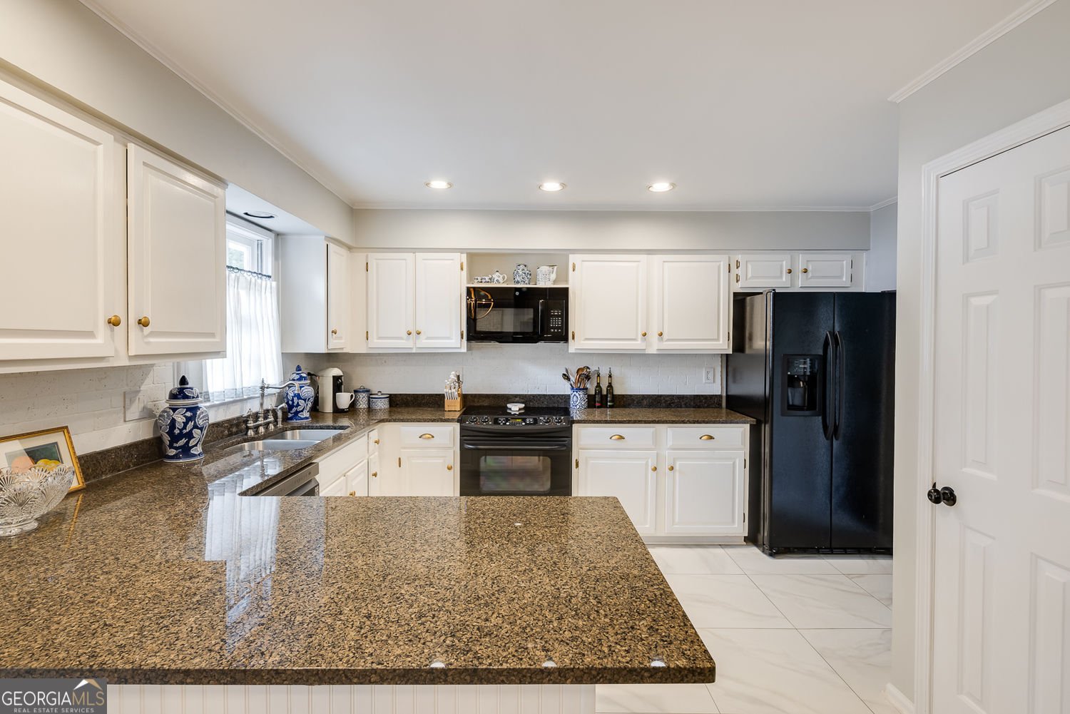 1085 Dunbarton Trace Brookhaven - 4