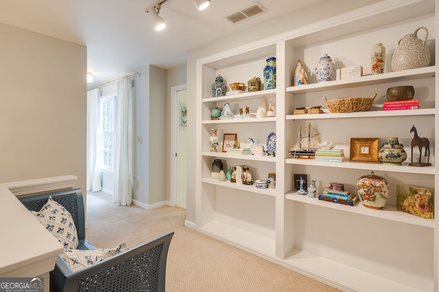 1085 Dunbarton Trace Brookhaven - 9