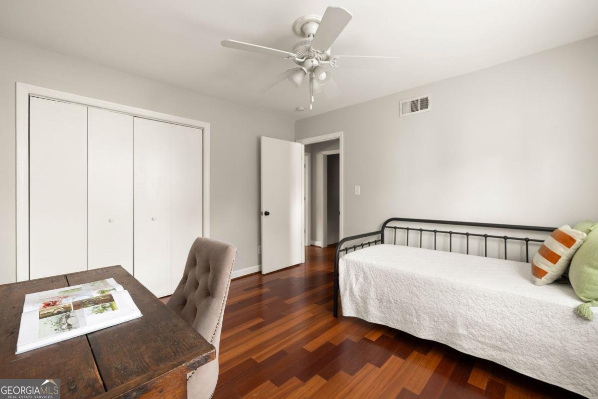 136 Peachtree Memorial Drive Atlanta - 16