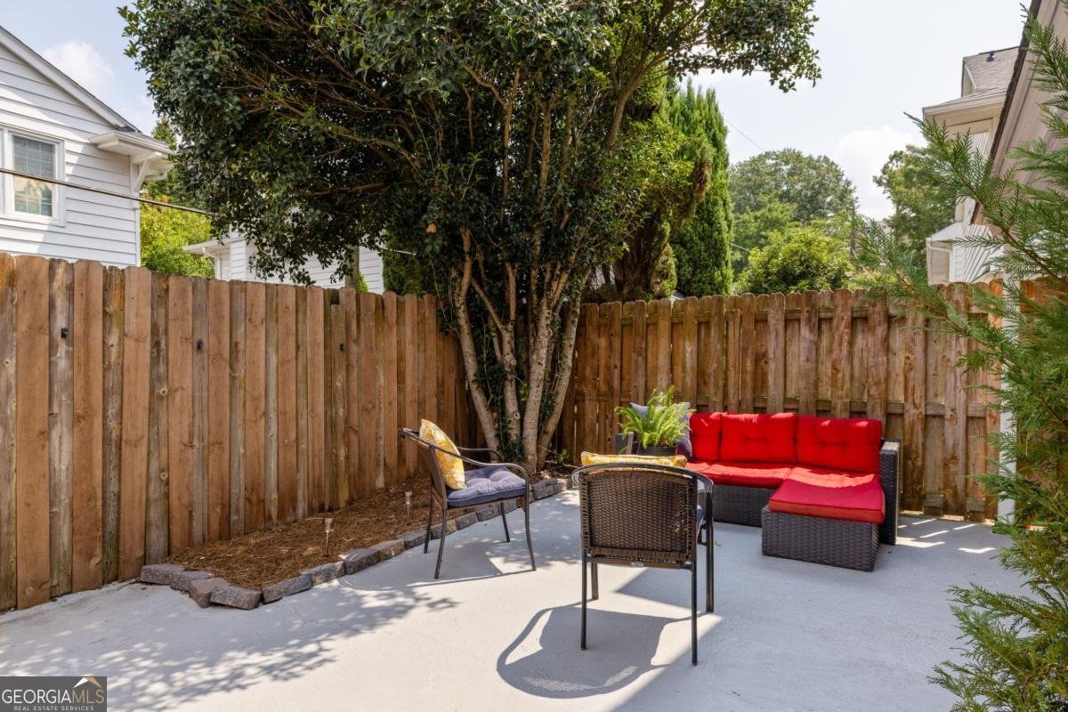 136 Peachtree Memorial Drive Atlanta - 21