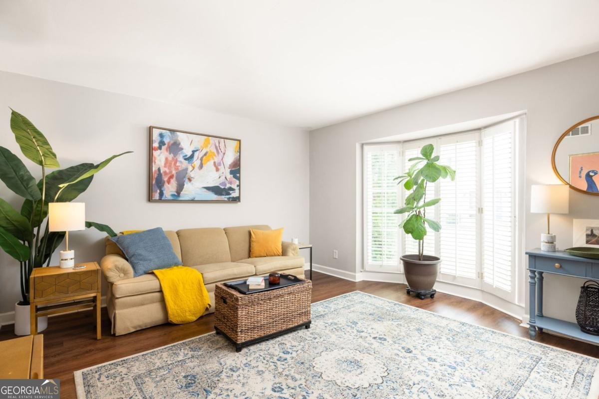 136 Peachtree Memorial Drive Atlanta - 4