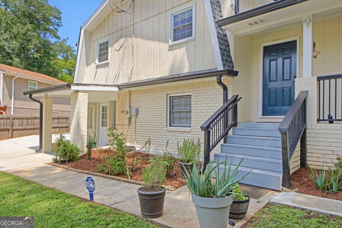 920 James Court Marietta - 2