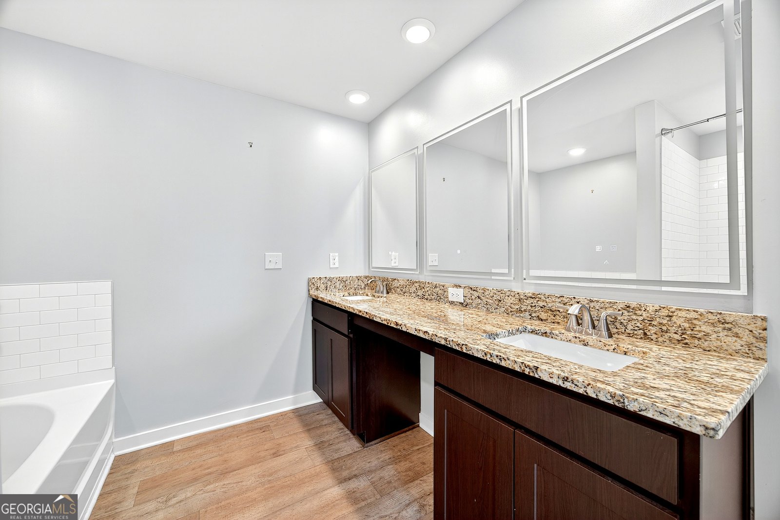 103 KINGFISHER Walk Covington - 23