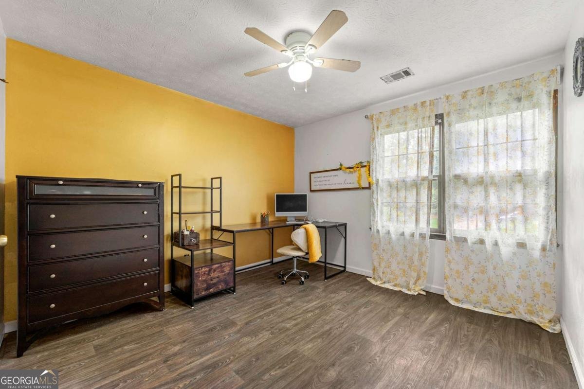 1122 Melton Drive Lilburn - 17