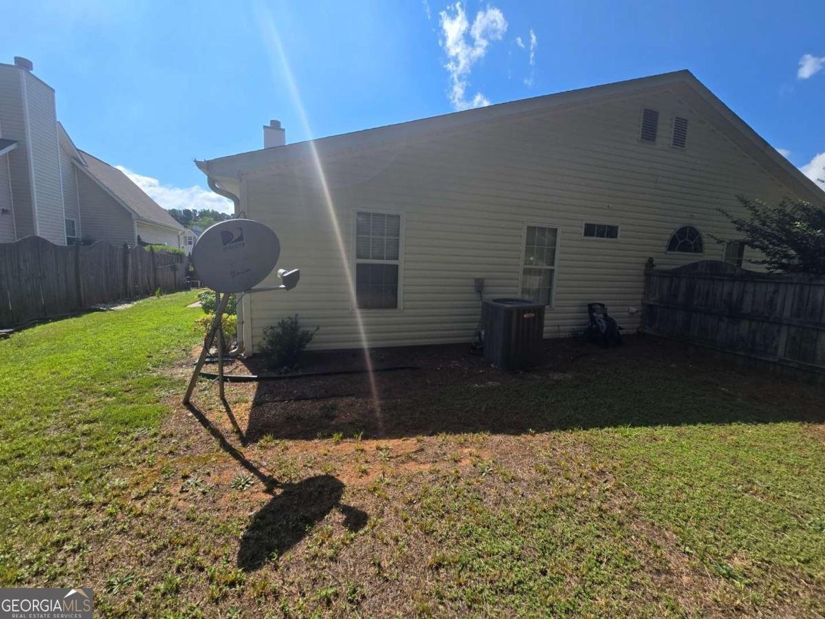 105 Courtyard Lane Newnan - 37