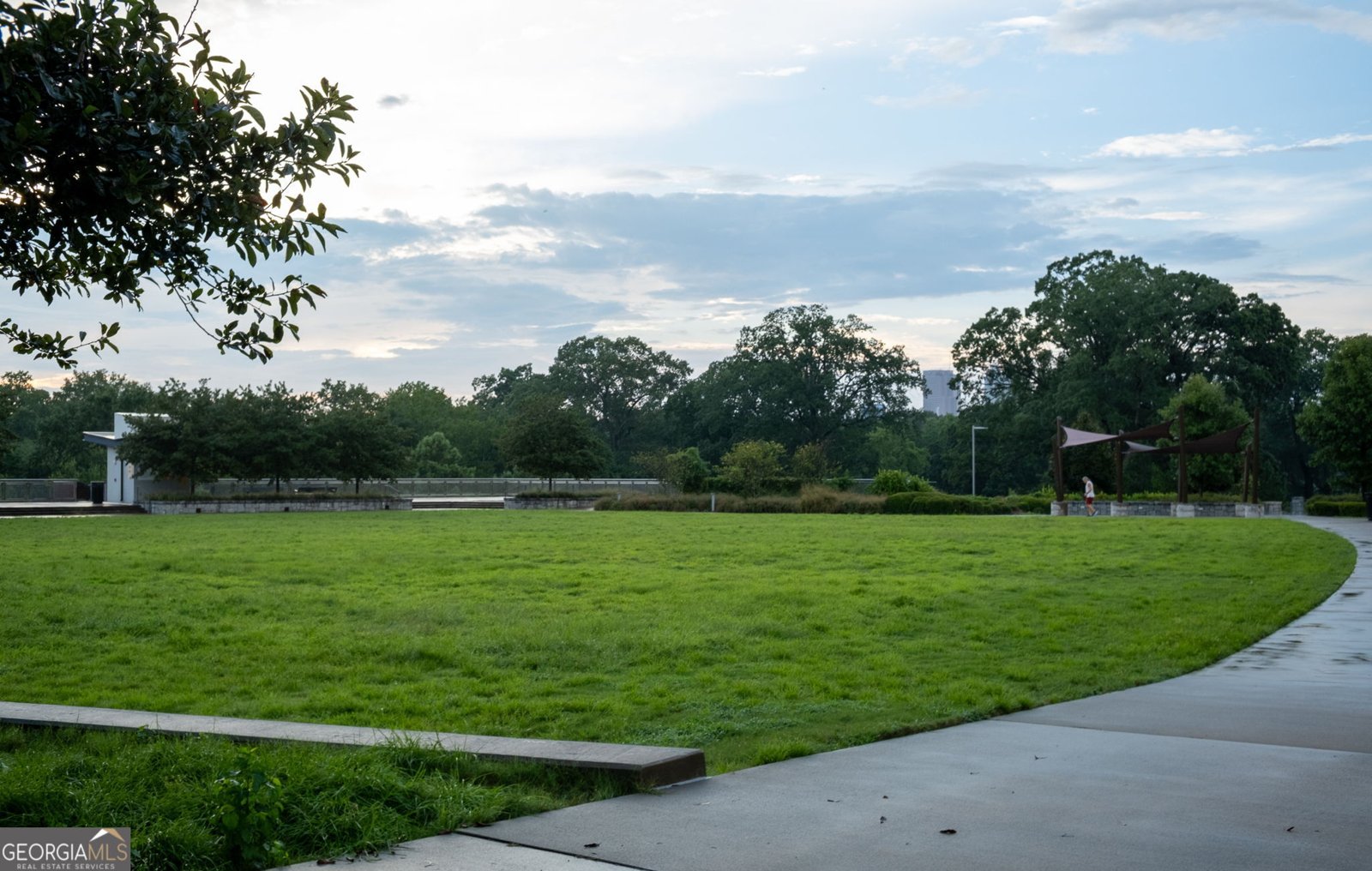 454 Gift Avenue Atlanta - 45