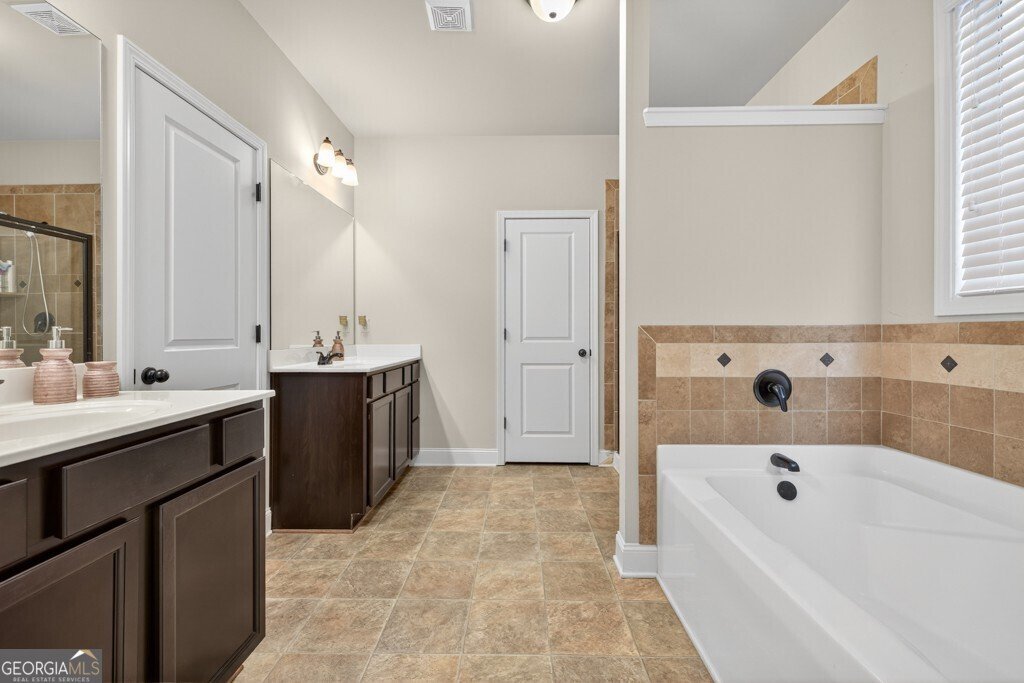330 Pebble Chase Lane Lawrenceville - 32