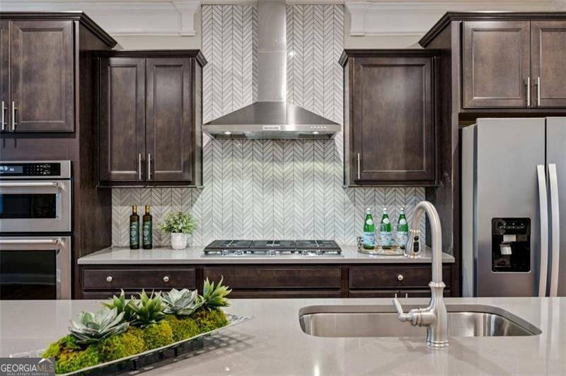 2025 Humboldt Park Lane Decatur - 2