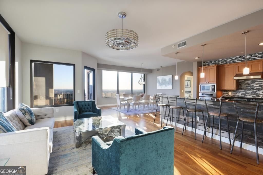 2828 Peachtree Road Atlanta - 14