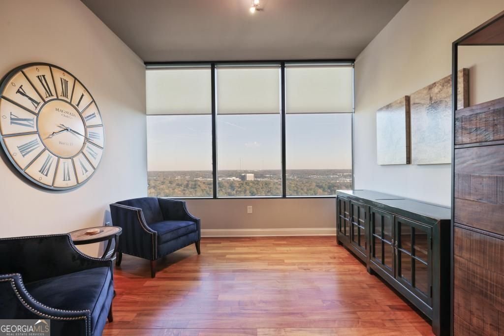 2828 Peachtree Road Atlanta - 4