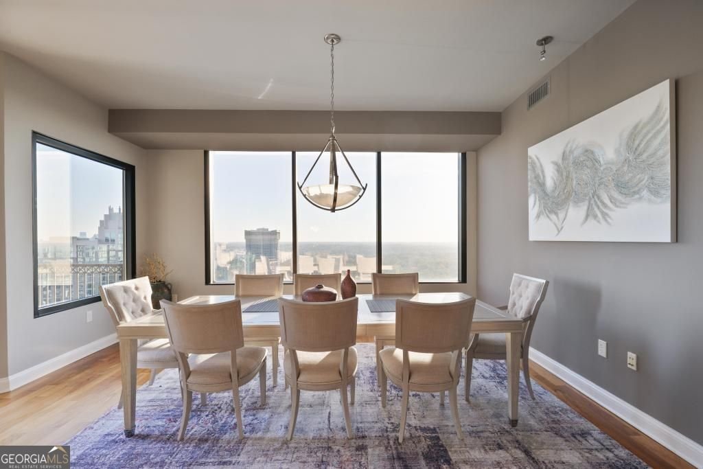 2828 Peachtree Road Atlanta - 8