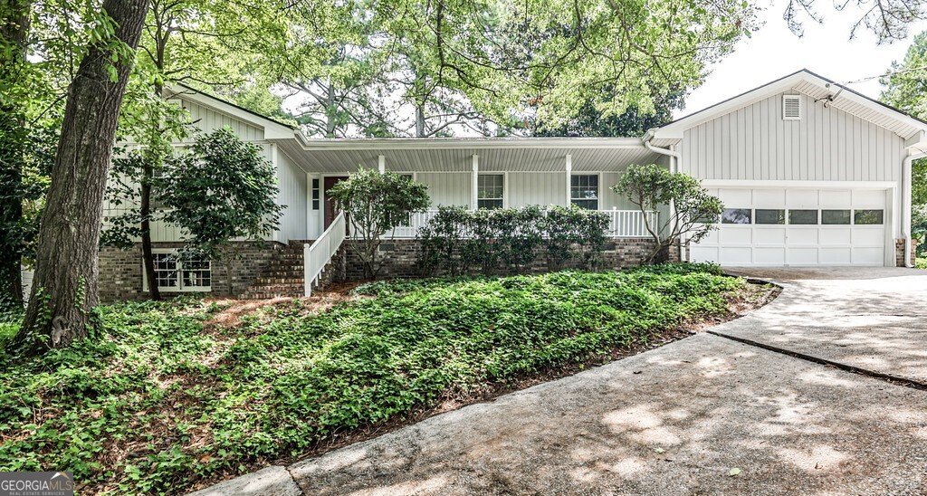 2851 Thornridge Drive Atlanta - 1