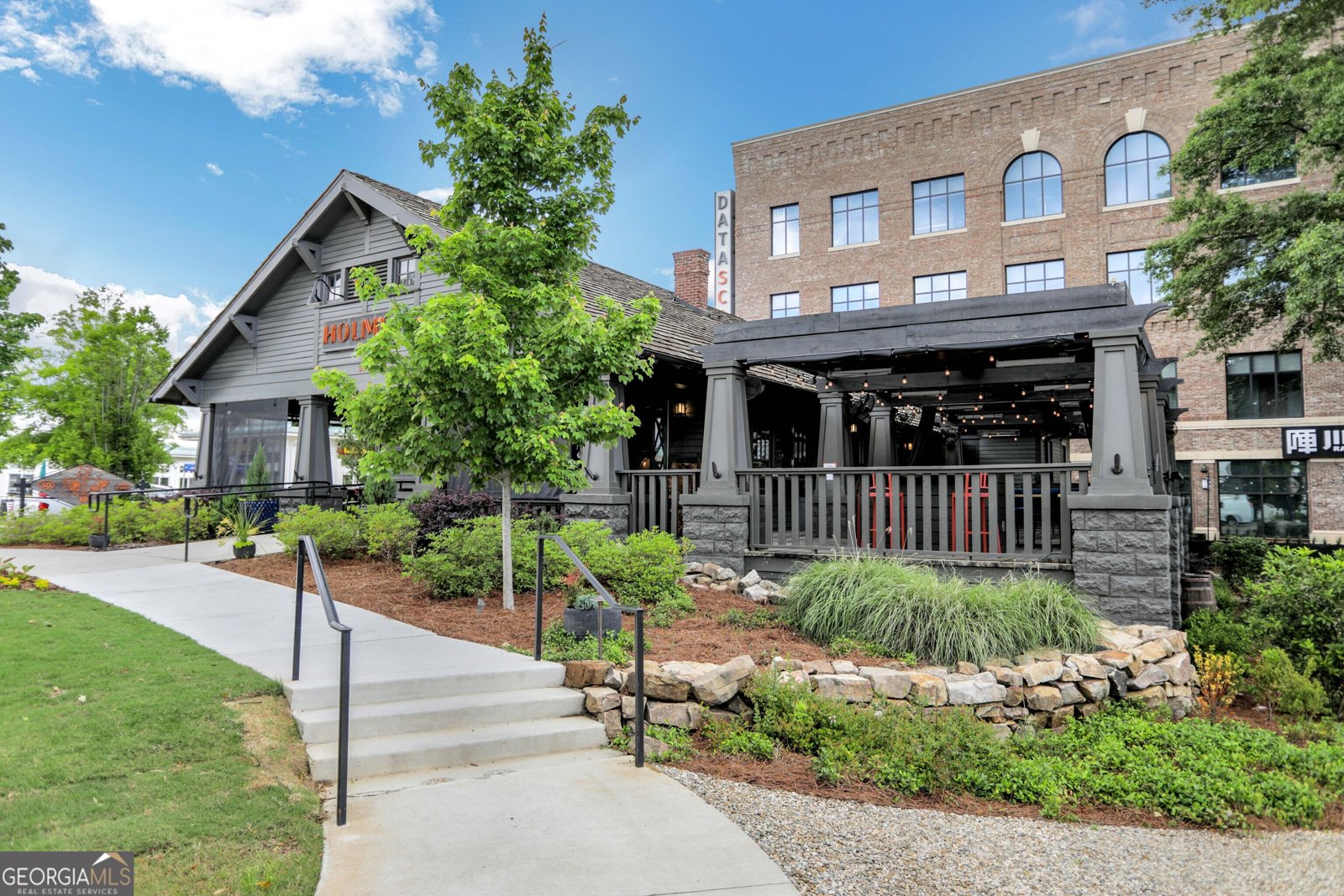 2555 Milford Lane Alpharetta - 39