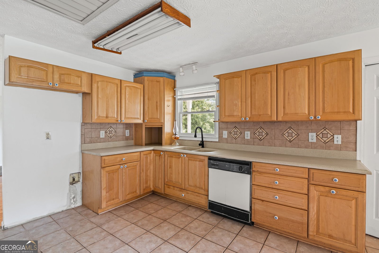 598 Beavers Rd Grantville - 23