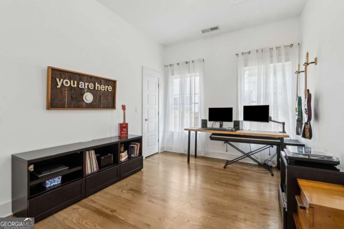 359 Irwin Street Atlanta - 24