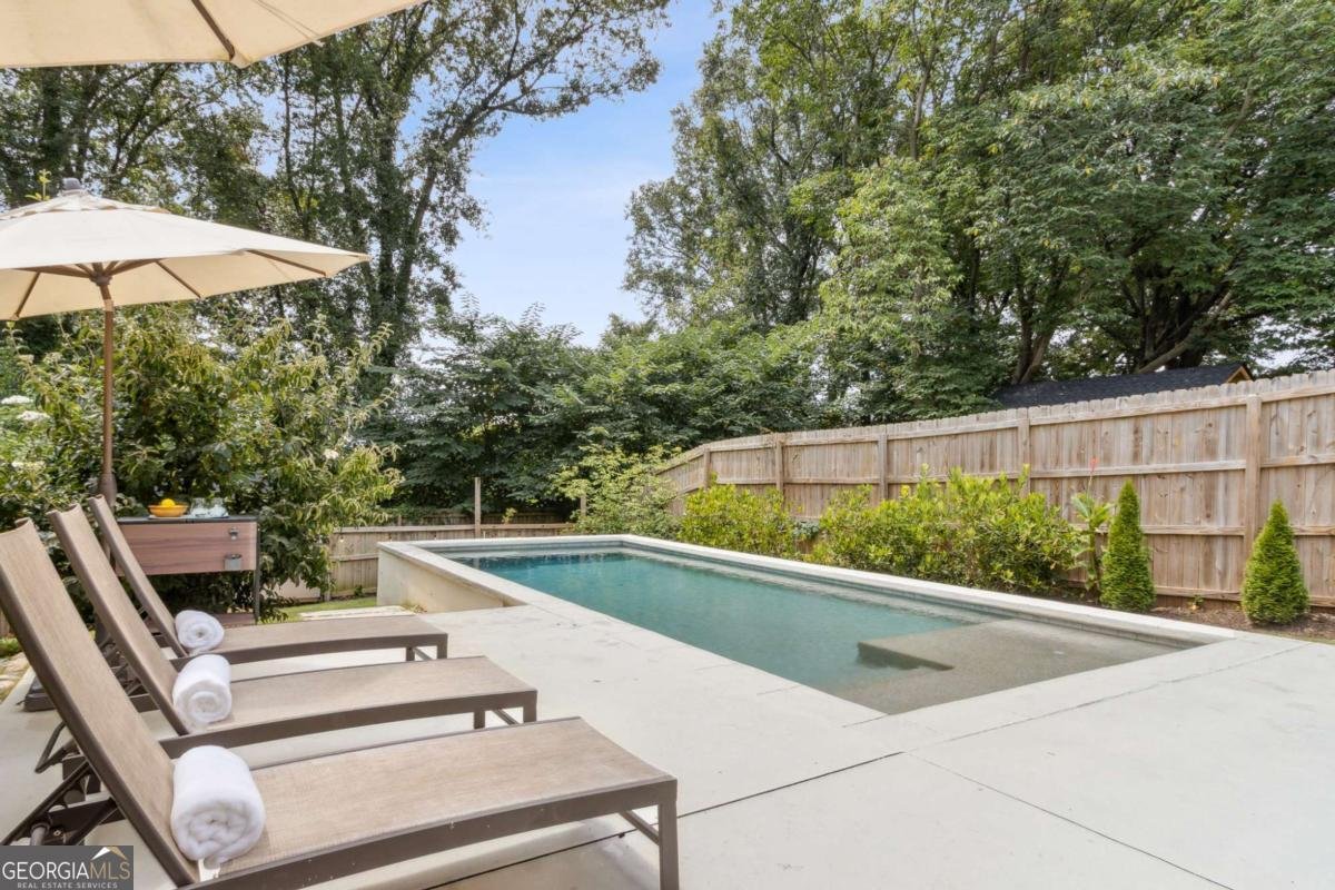 359 Irwin Street Atlanta - 32