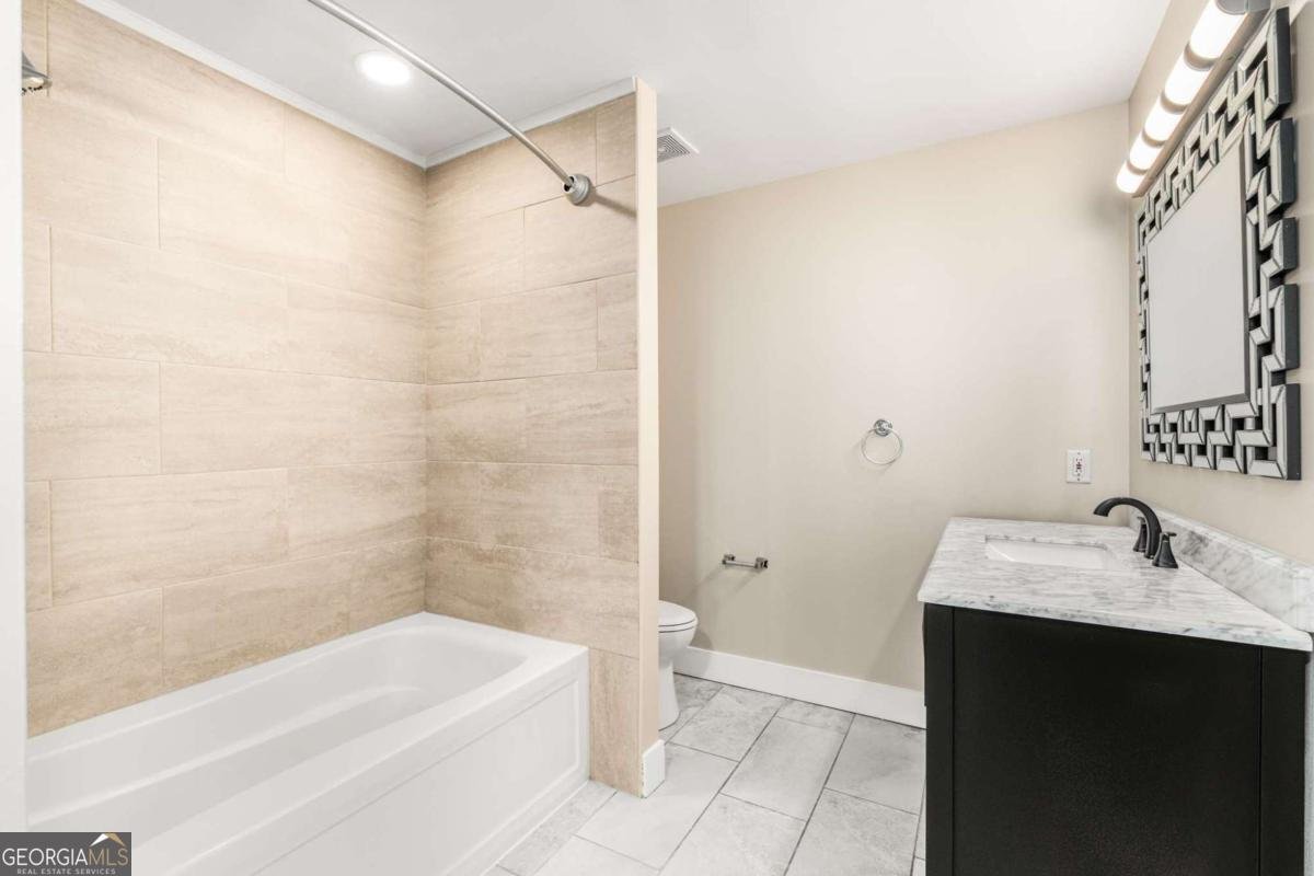 1101 Juniper Street Atlanta - 12