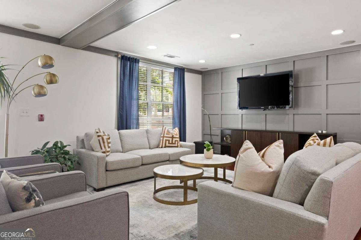 1101 Juniper Street Atlanta - 32