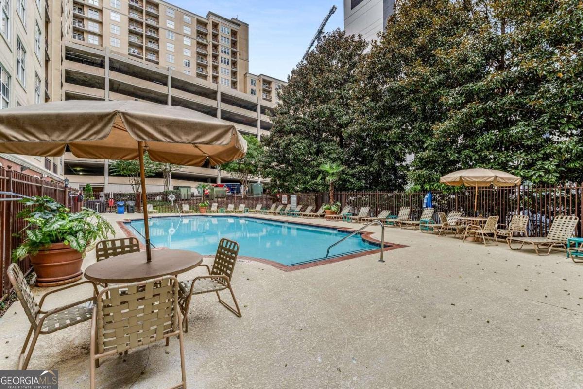 1101 Juniper Street Atlanta - 38