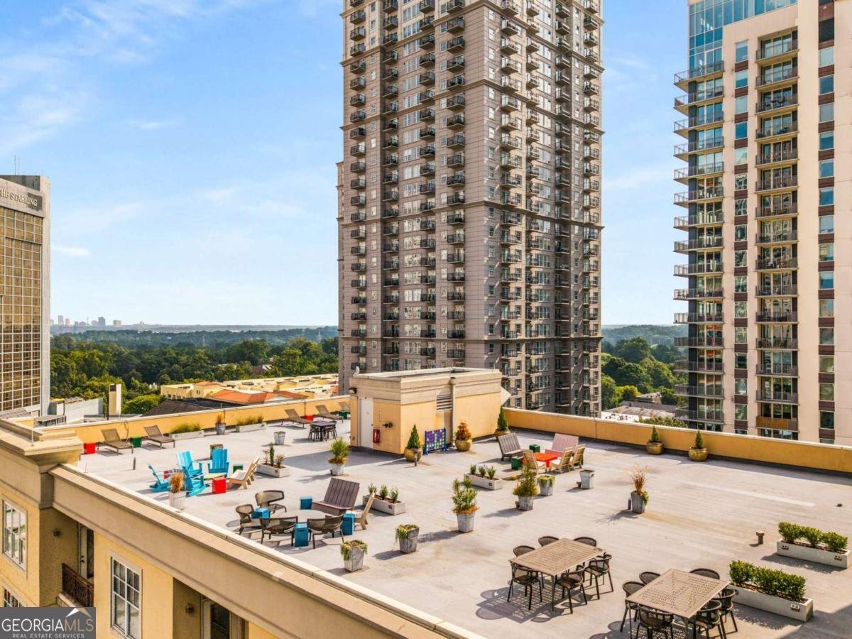 1101 Juniper Street Atlanta - 45