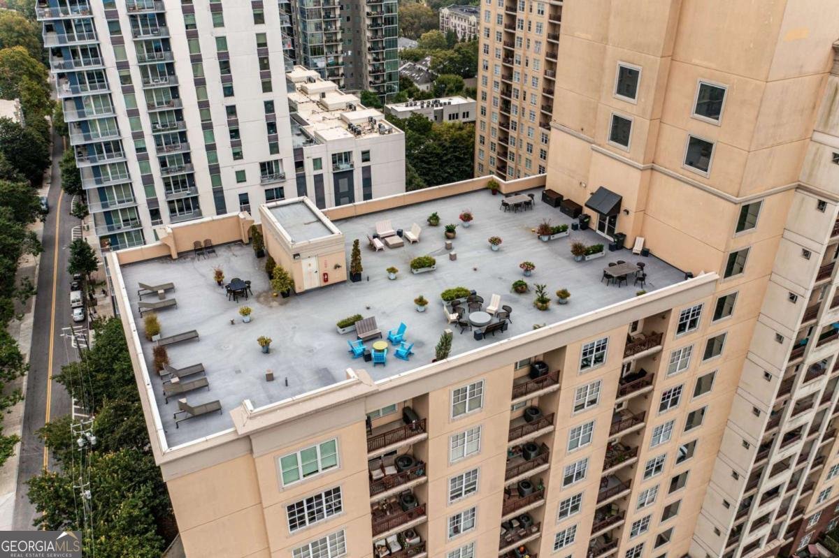 1101 Juniper Street Atlanta - 48