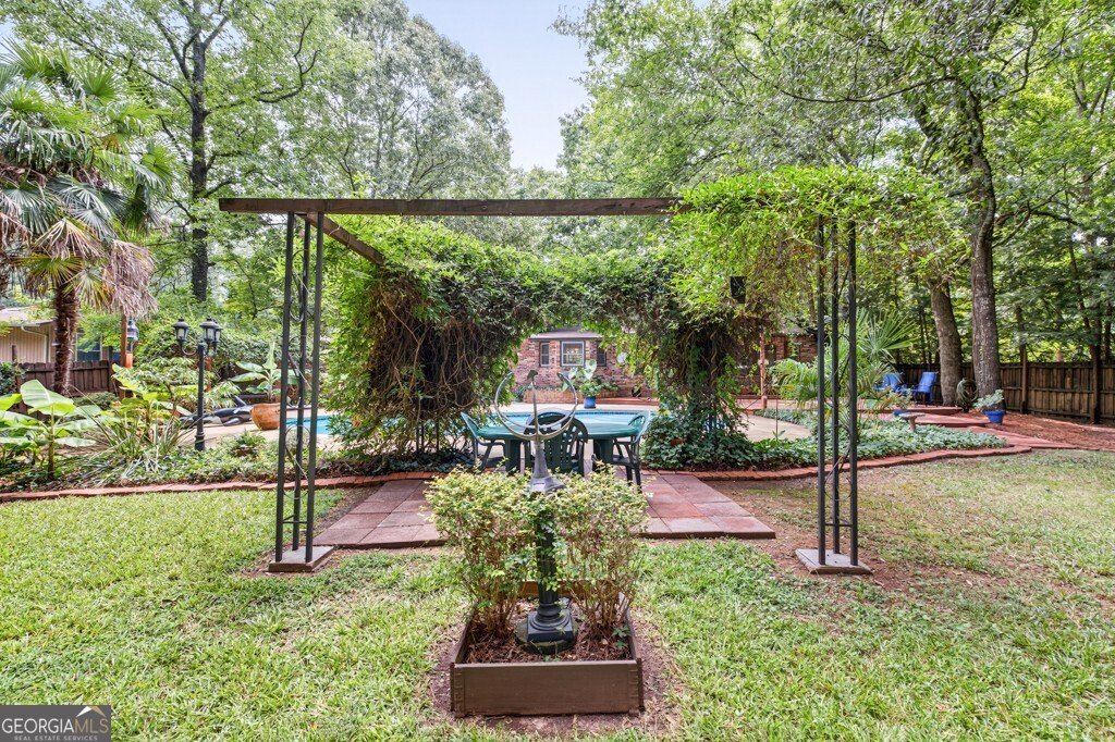 1249 Heritage Hills Circle Snellville - 32