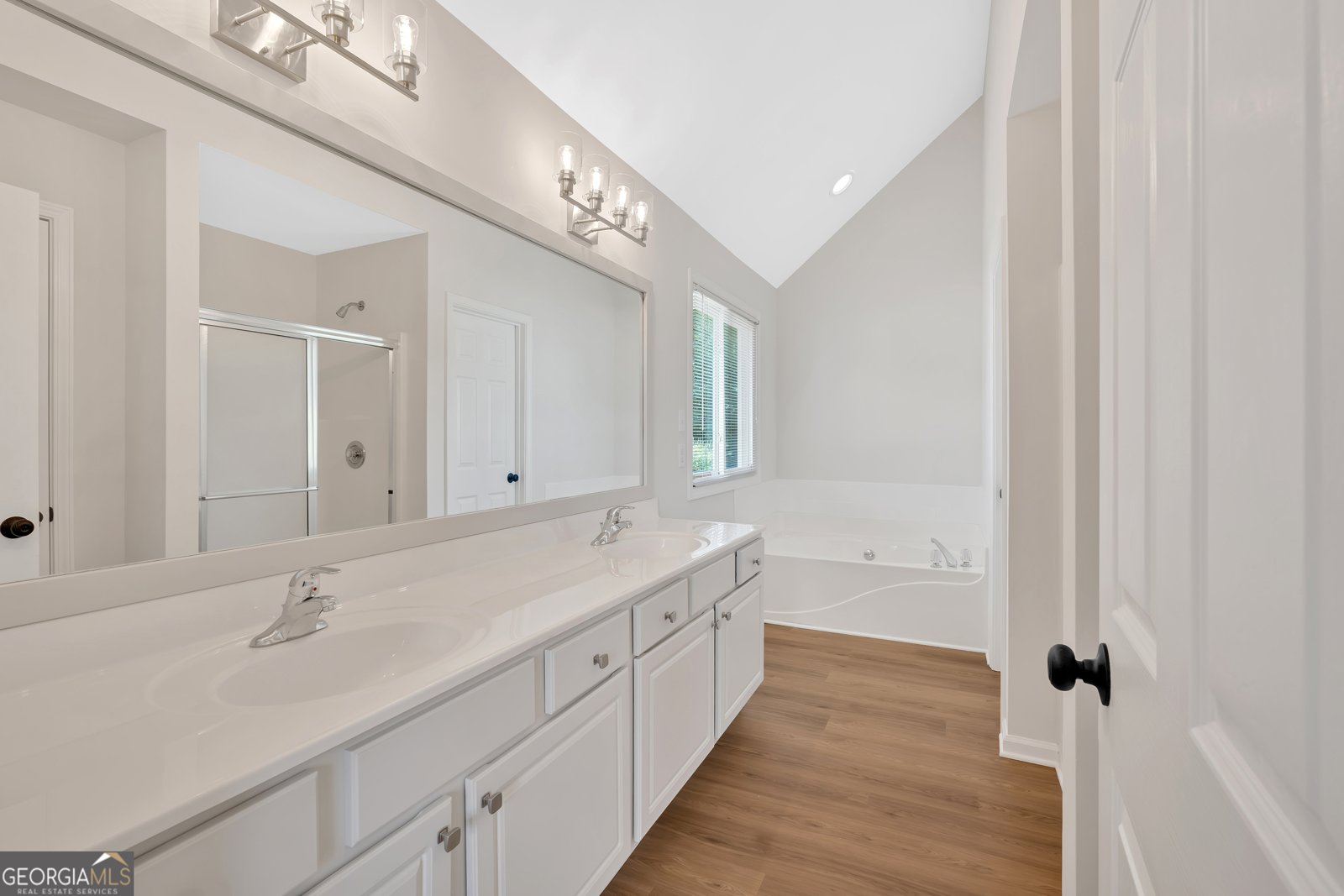 3304 Brooksong Dacula - 28
