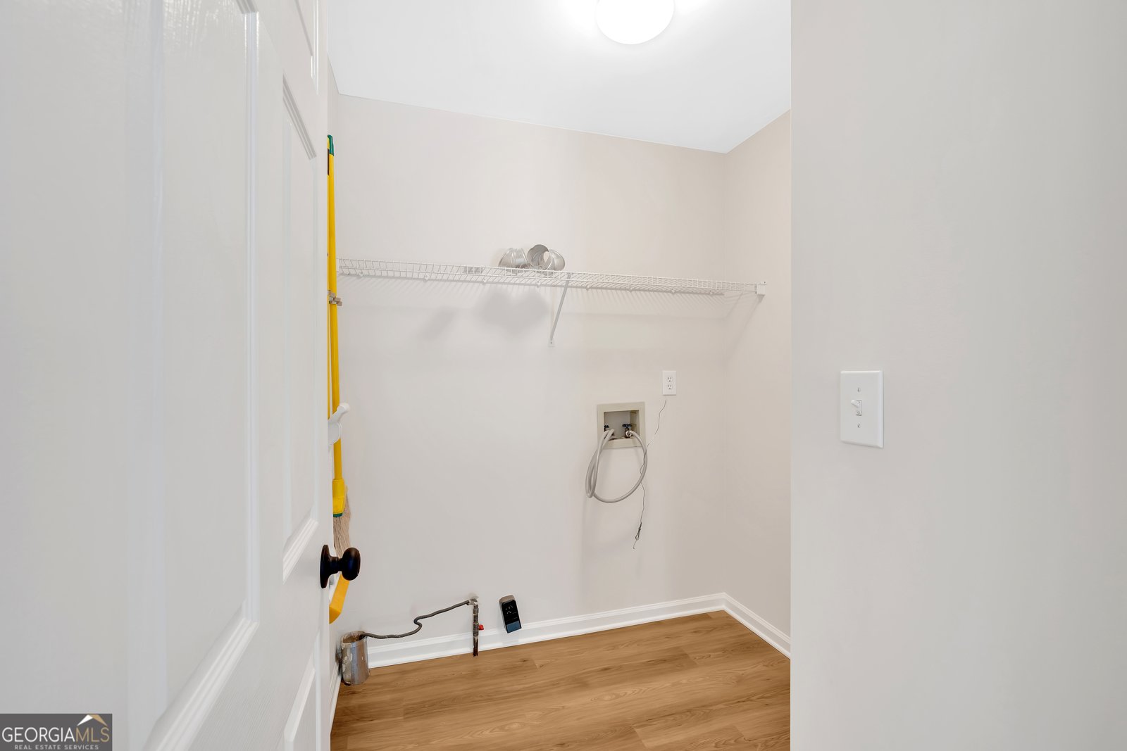 3304 Brooksong Dacula - 35