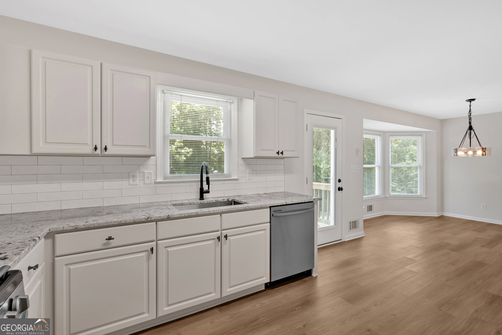 3304 Brooksong Dacula - 36