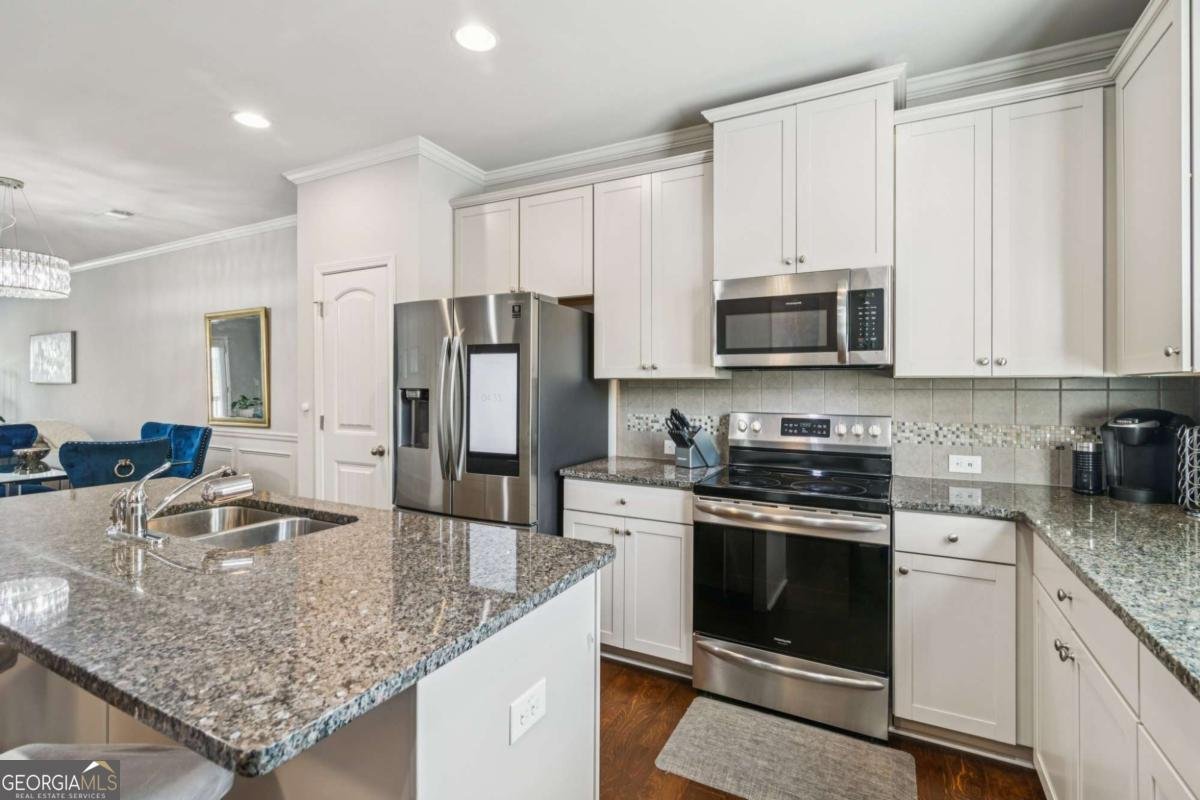 5915 Landers Loop Fairburn - 9