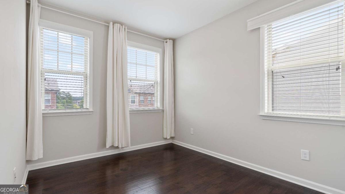 4458 Dunblane Avenue Sugar Hill - 22