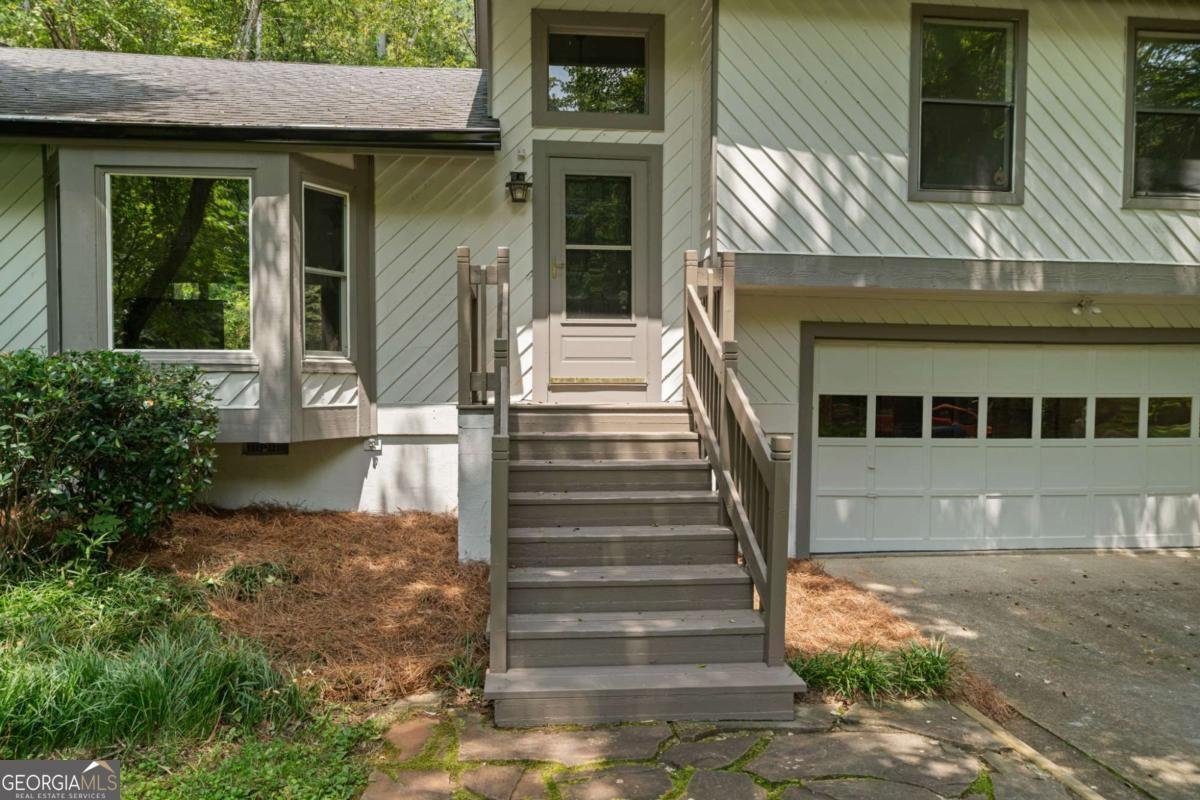 9795 Loblolly Lane Roswell - 2