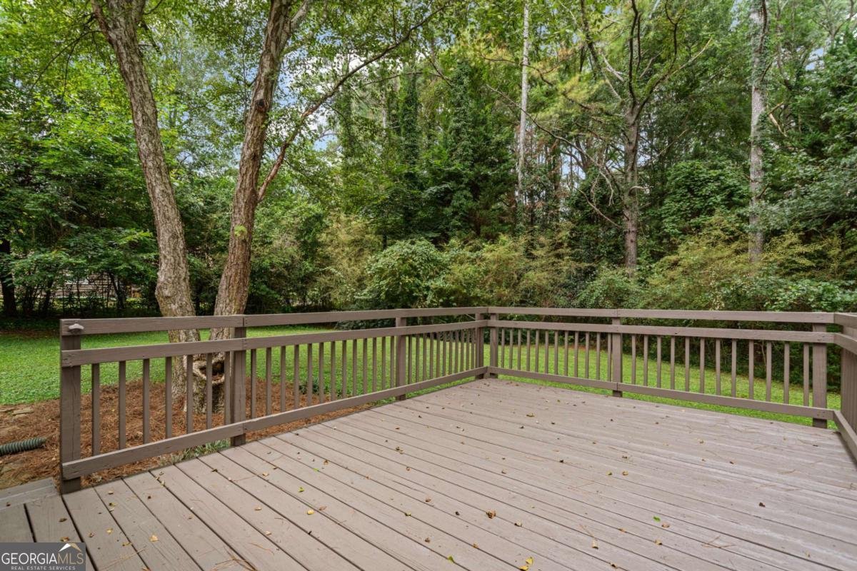 9795 Loblolly Lane Roswell - 24