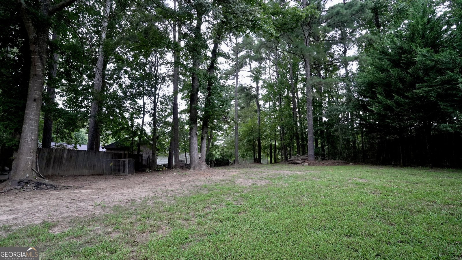 1132 Sommerset Drive Lawrenceville - 18