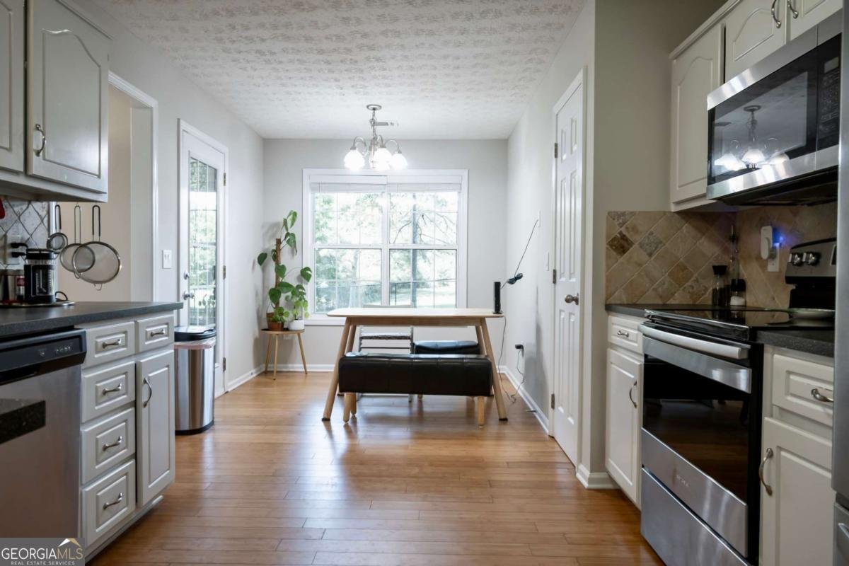 162 Azalea Drive Winder - 13