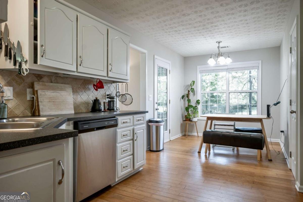 162 Azalea Drive Winder - 14