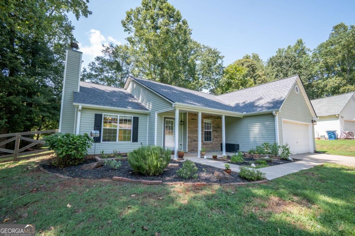 162 Azalea Drive Winder - 2
