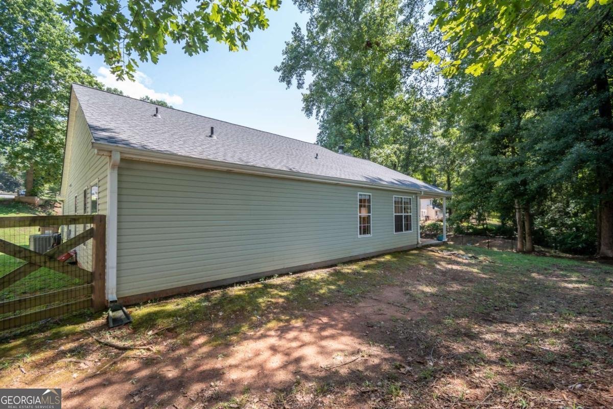 162 Azalea Drive Winder - 36