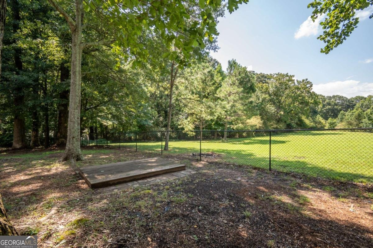 162 Azalea Drive Winder - 37
