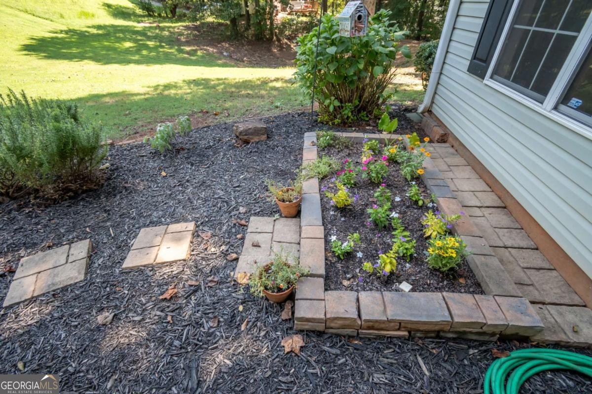 162 Azalea Drive Winder - 4
