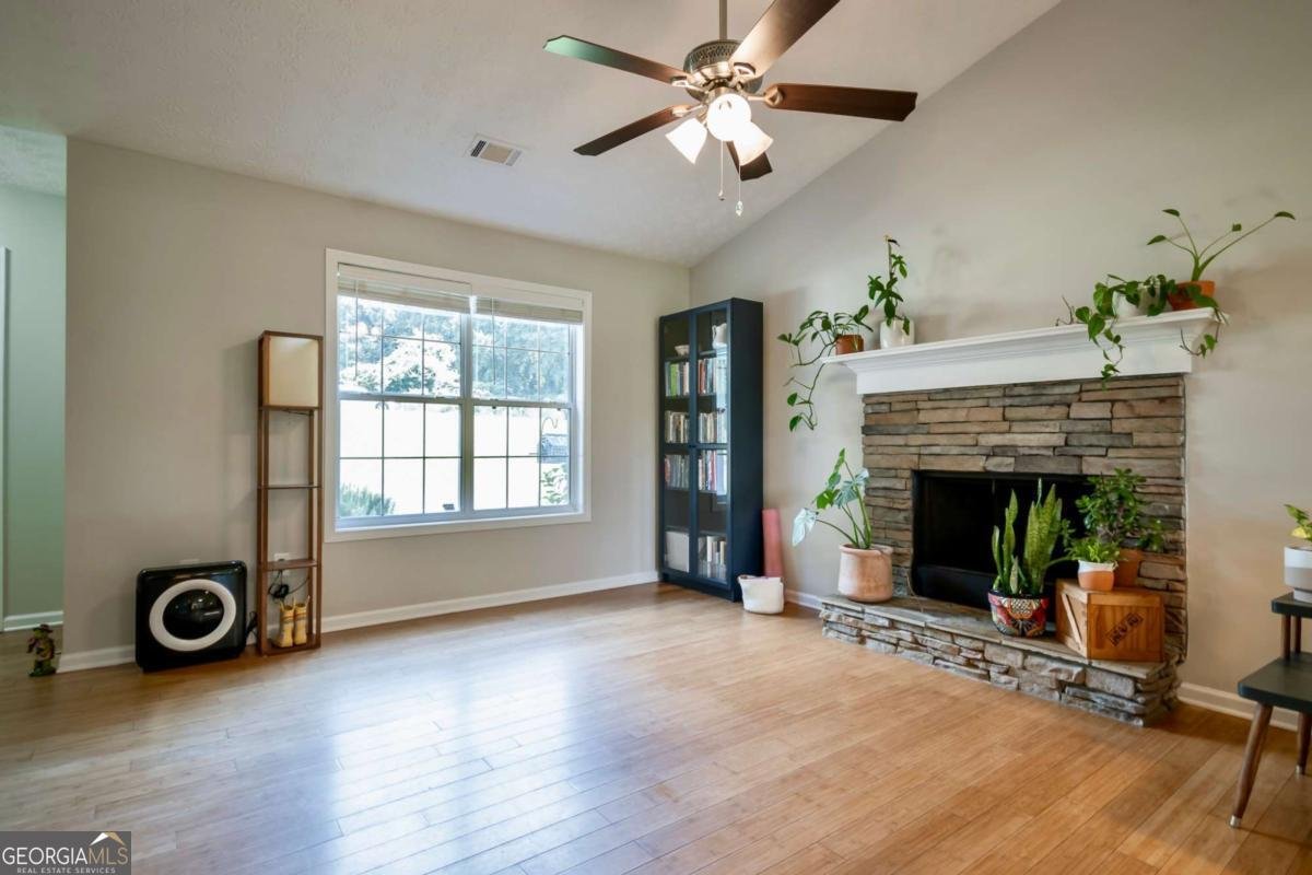 162 Azalea Drive Winder - 6